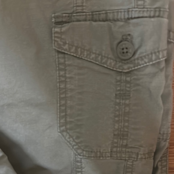 Eddie Bauer Woman’s Cargo Capri Pants with Tie Legs Size T12 Gray Casual - Picture 3 of 11